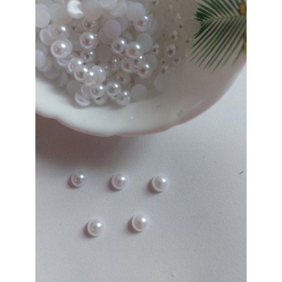 Полубусины под жемчуг 6 мм цв. белый, цена за 20 гр