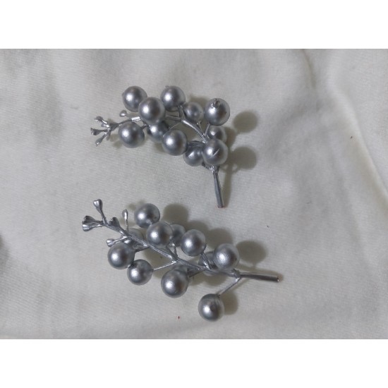 Ягоды на ветке (муляж) d15мм(серебро), цена за 1 шт