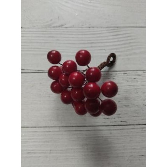 Ягодки глянцевые на проволоке 10 мм цв. бордо, цена за 20 ягодок