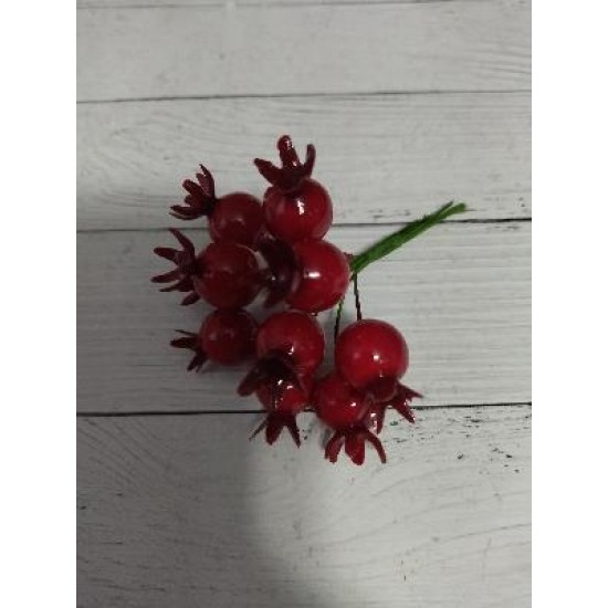 Гранат красный на проволоке 1,5 см, цена за 10 шт