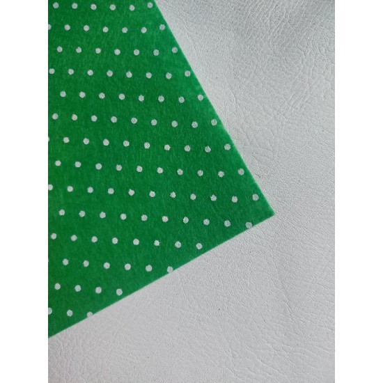 Фетр средней жесткости горох 1 мм (30*30 см) цв. зеленый, цена за лист