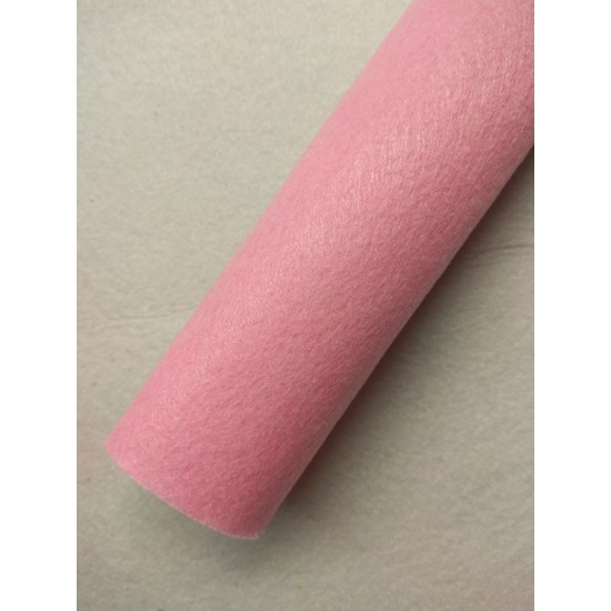 Фетр средней жесткости 1 мм (20*30 см) цв. нежно-розовый, цена за лист