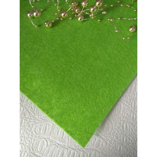 Фетр средней жесткости 1 мм (23*30 см) цв. салатовый, цена за лист