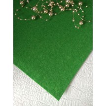 Фетр средней жесткости 1 мм (23*30 см) цв. зеленый, цена за лист