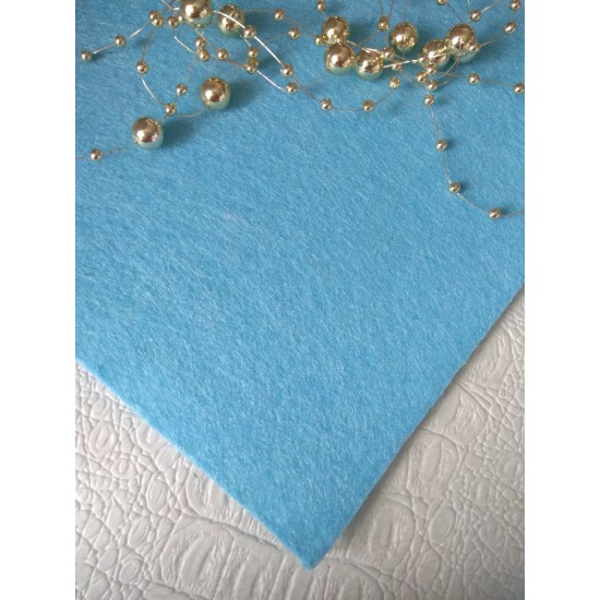 Фетр средней жесткости 1 мм (23*30 см) цв. голубой, цена за лист