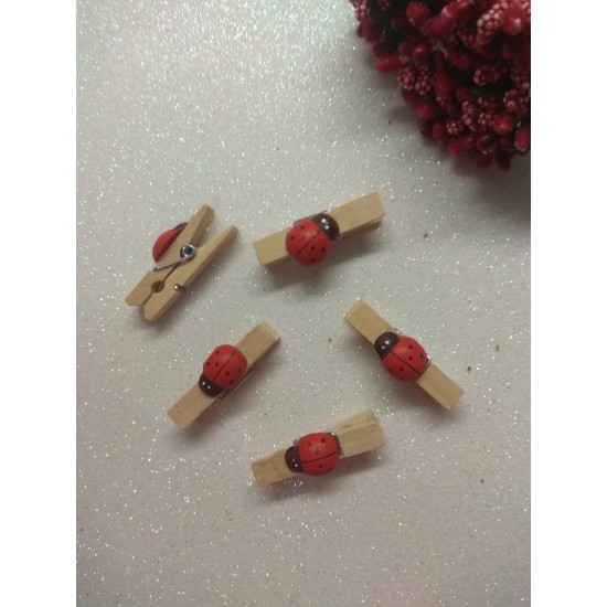 Прищепки деревянные с божьми коровками красными 3,5 см, цена за 1 шт