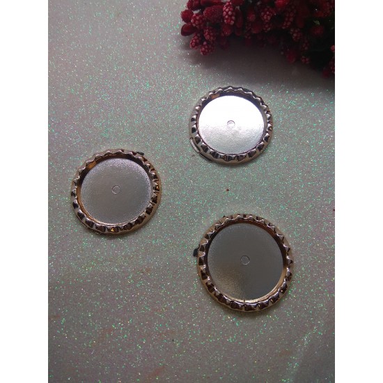 Рамки для кабошонов пластик (размер внутри 25мм) золото, цена за 1 шт