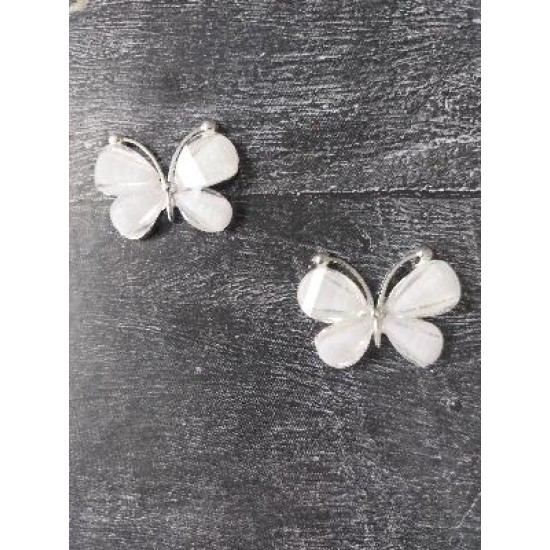 Серединка ювелирная "Бабочка" 2,8*2,2 см цв. белый, цена за 1 шт
