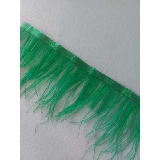 Страусиные перья на ленте цв. зеленый, цена за 25 см