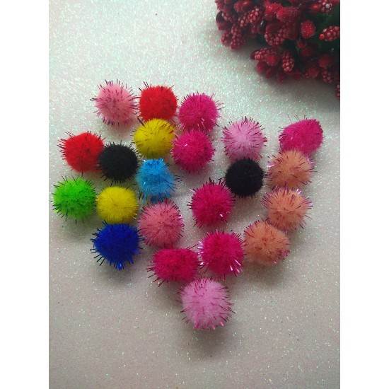 Помпоны с люрексом 1,5 см, цена за 50 шт