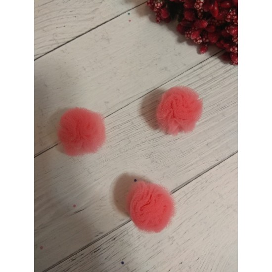 Помпоны из фатина 2,5 см цв. коралловый, цена за 1 шт