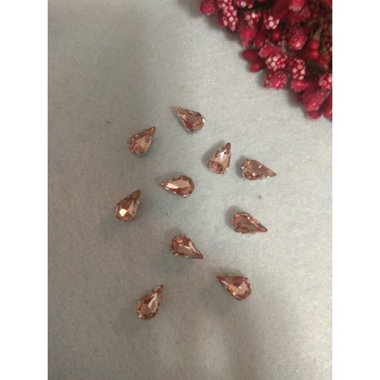 Стразы в цапах "Узкая капля" цв. персиковый, цена за 1 шт