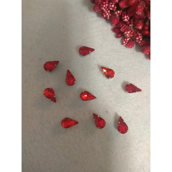 Стразы в цапах "Узкая капля" цв. красный, цена за 1 шт