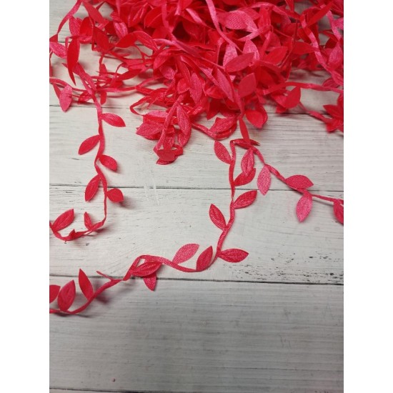 Лента декоративная ярко-розовая, цена за 5 м