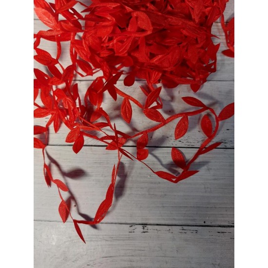 Лента декоративная красная, цена за 5 м