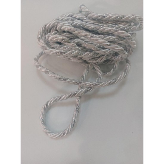 Шнур витой 6 мм цв. бело-серебряный, цена за 3 м